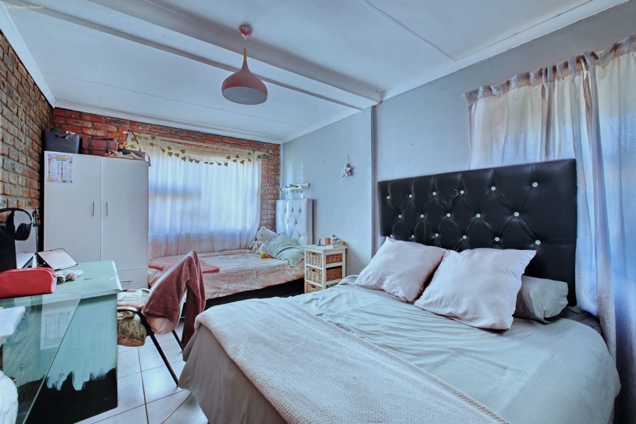 2 Bedroom Property for Sale in Azalea Park Eastern Cape